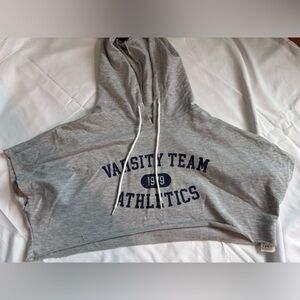 workout shirts
never worn